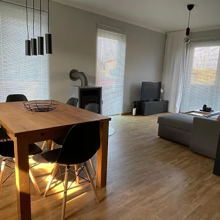 Ein Haus Am *